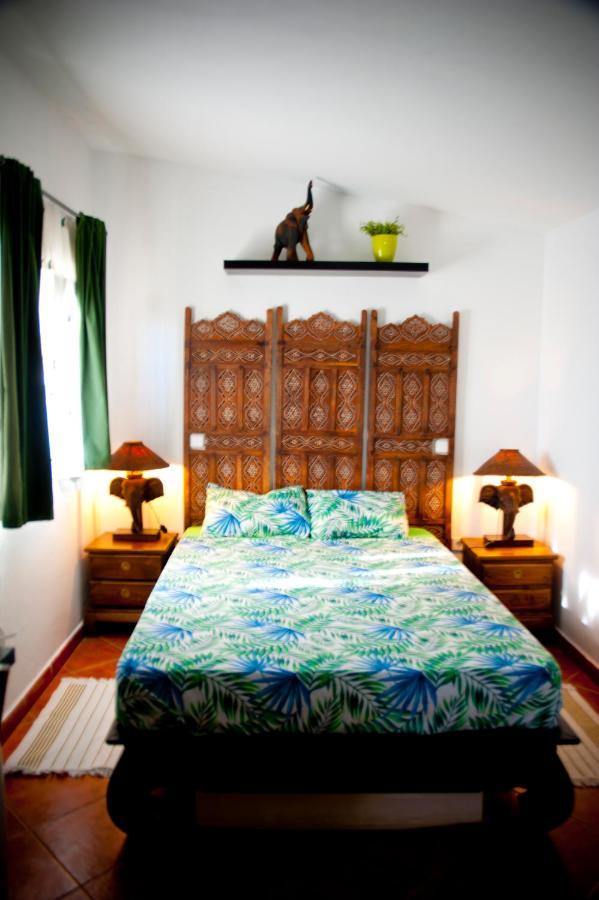 Cortijo Flamingos Apartment ชิกลานา เด ลา ฟรอนเตรา ภายนอก รูปภาพ