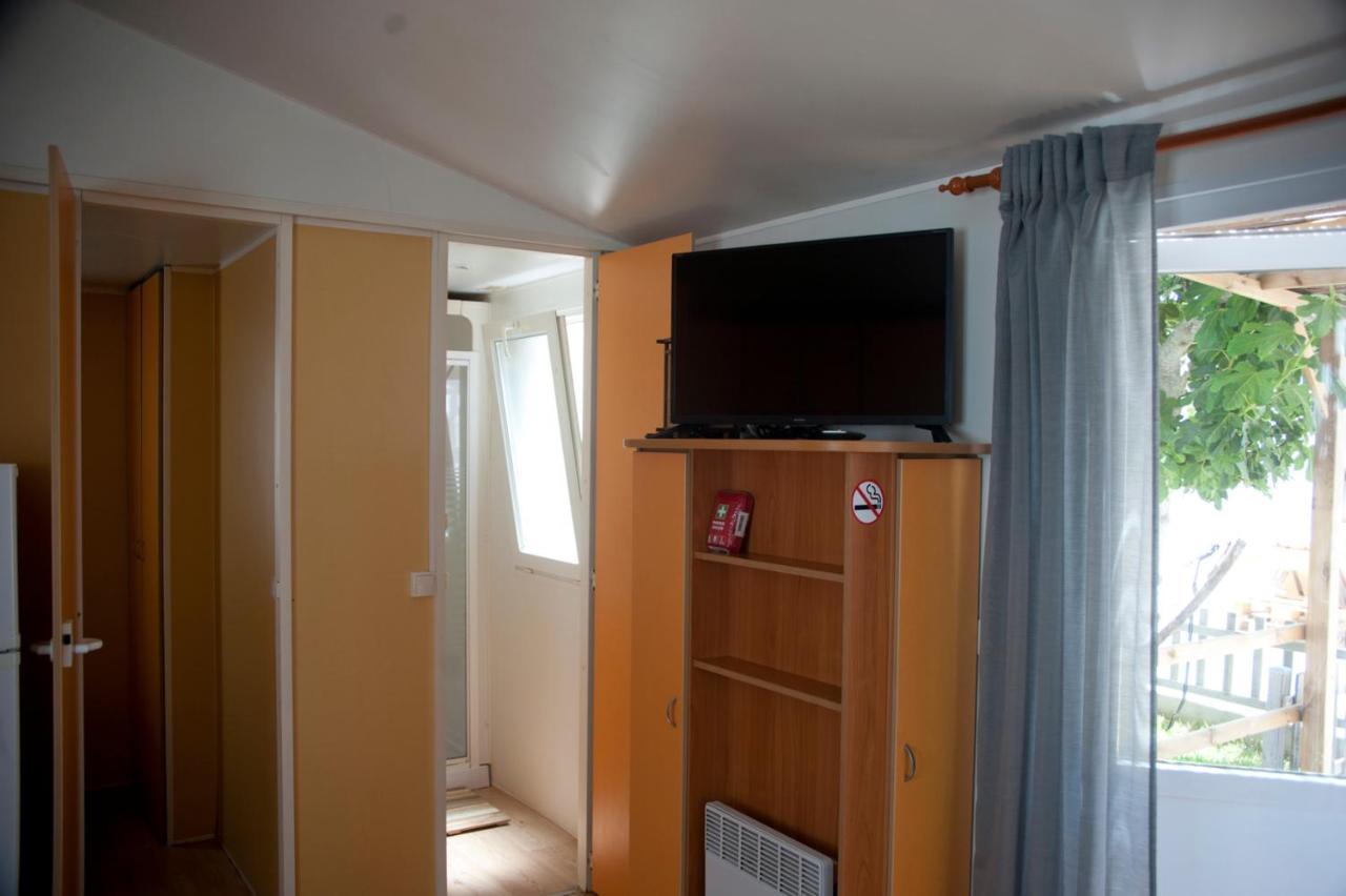Cortijo Flamingos Apartment ชิกลานา เด ลา ฟรอนเตรา ภายนอก รูปภาพ